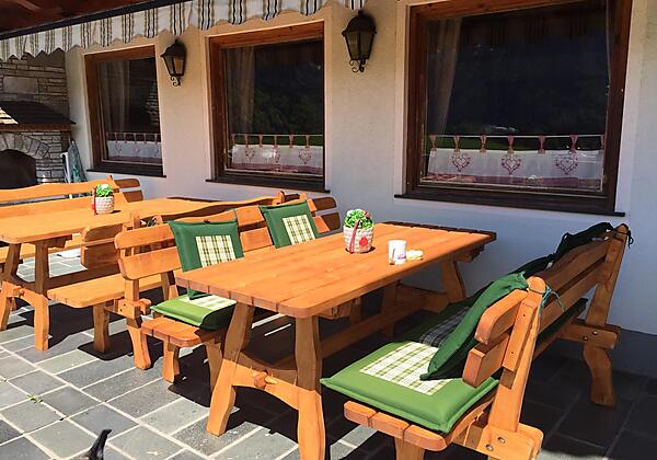 B247C00A-2309-4527-BAB8-72B83572EE65