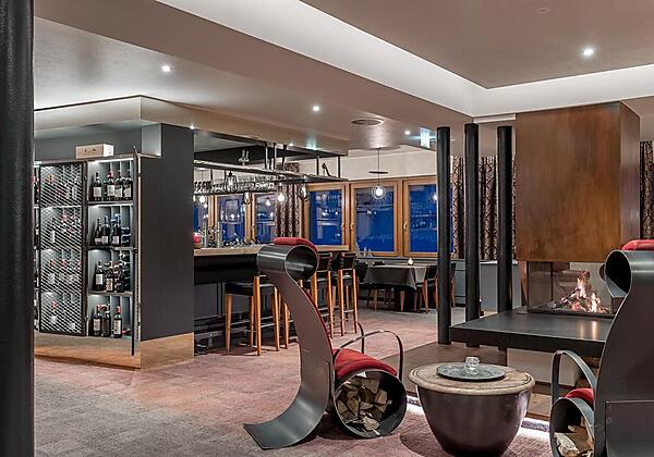 Hotelhalle mit Lodge-Hausbar