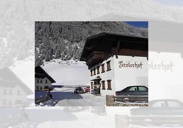 Hausansicht Winter_Tirolerhofjpg