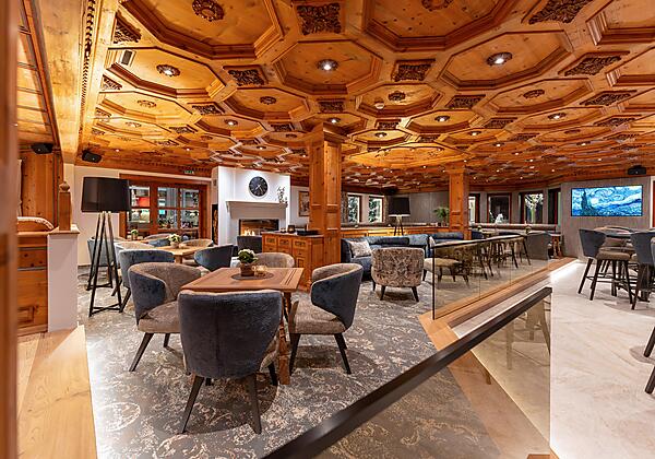 tr-royal-raum-lounge-bar-2023-0001