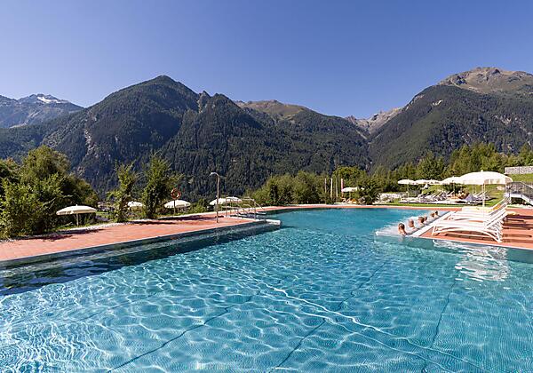 Vivea Hotel Umhausen - Außenpool