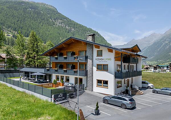 LE-250610-Vizensn-Living-0002_web