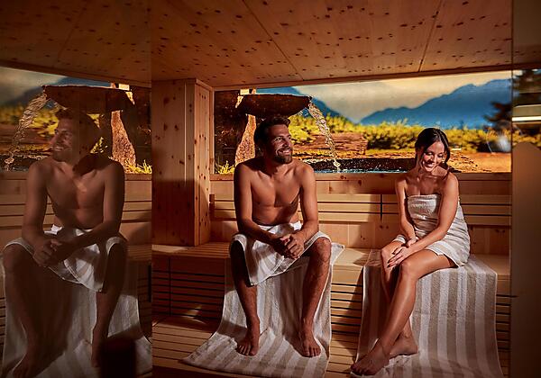 Kuerzi190830-1527 Sauna groß