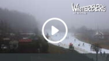 Blick auf die Piste am Rauhen Busch (672 m)