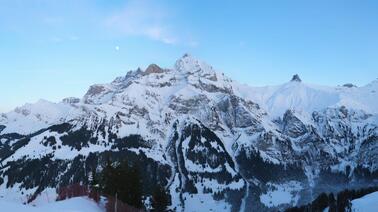 Spektakulärer Rundblick von der Bergstation der Höchstbahn (1.895 m)