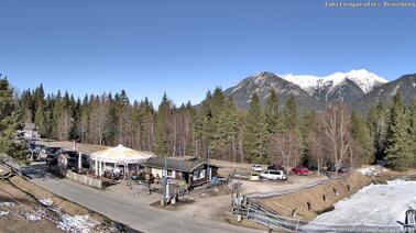 Blick auf Luttenseelift und Übungslift Schleppi